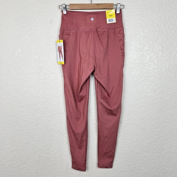 Danskin Performance Wide Waistband Dual Side-Pocket Ankle Legging in Spiced Chai - Picture 6 of 13